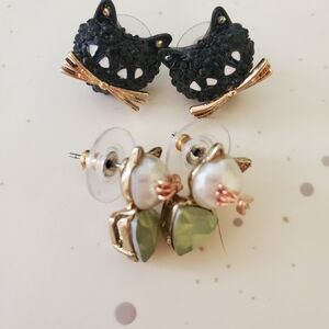 Black Cat and Pearl Earrings Set